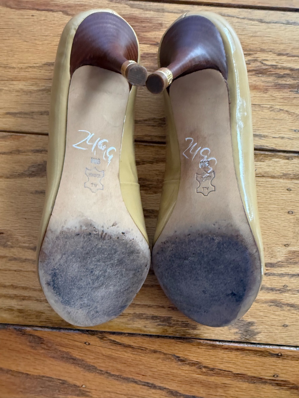 TORY BURCH beige rounded peep toe pumps high heels shoes size 9 - Picture 5 of 6